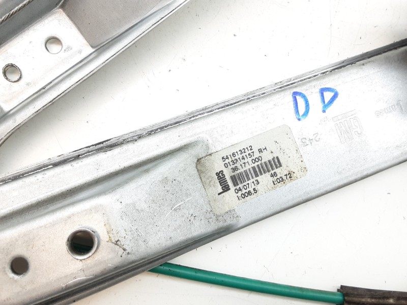 Recambio de elevalunas delantero derecho para opel corsa d corsavan referencia OEM IAM 013314157RH  