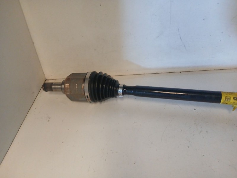 Recambio de transmision delantera derecha para kia stonic (yb) 1.0 t-gdi referencia OEM IAM 49501H8250  