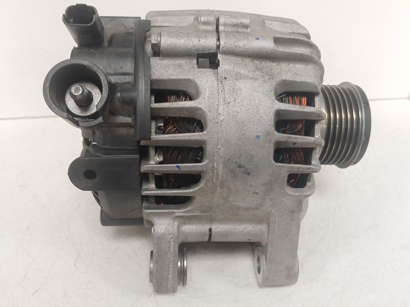 Recambio de alternador para peugeot 208 ii (ub_, up_, uw_, uj_) 1.2 puretech 100 referencia OEM IAM 9835689480  