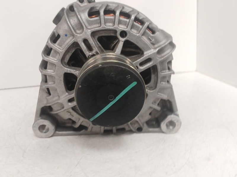 Recambio de alternador para peugeot 208 ii (ub_, up_, uw_, uj_) 1.2 puretech 100 referencia OEM IAM 9835689480  