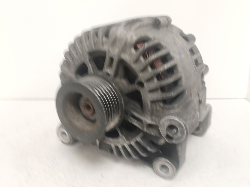 Recambio de alternador para bmw x3 (e83) 2.0 d referencia OEM IAM 7797660 TG15C064 TG15C064