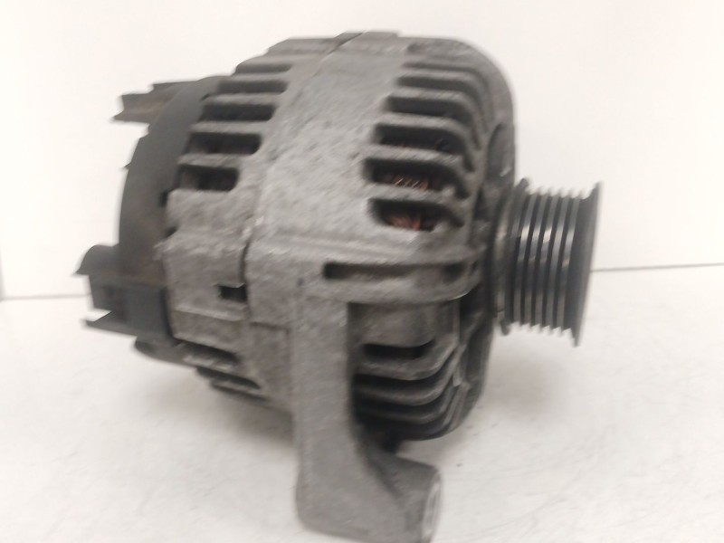Recambio de alternador para bmw x3 (e83) 2.0 d referencia OEM IAM 7797660 TG15C064 TG15C064
