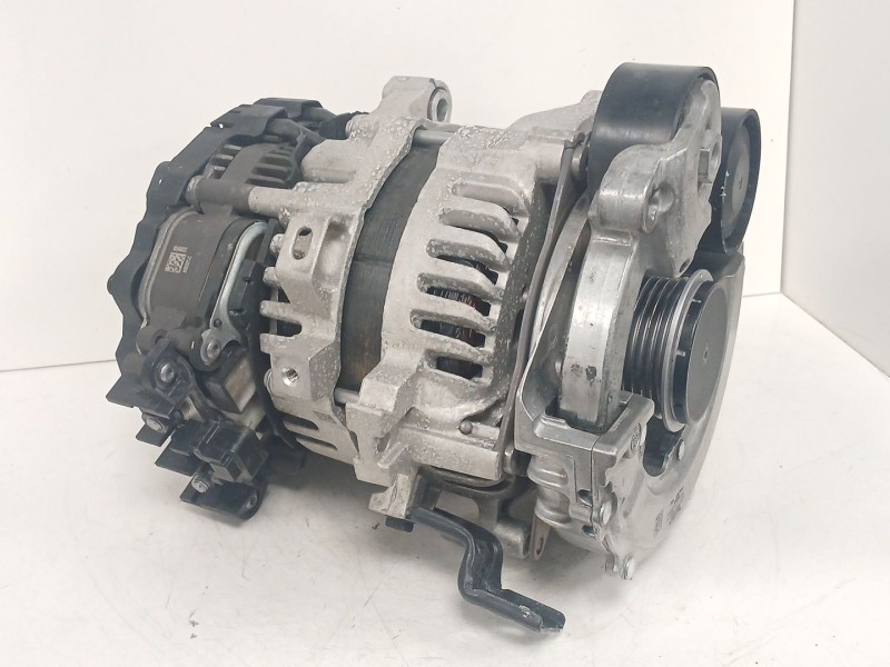 Recambio de alternador para kia stonic (yb) 1.0 t-gdi referencia OEM IAM 3630007000  
