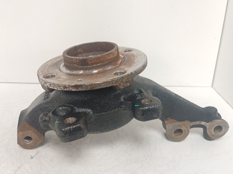 Recambio de mangueta delantera derecha para peugeot 208 ii (ub_, up_, uw_, uj_) 1.2 puretech 100 referencia OEM IAM   