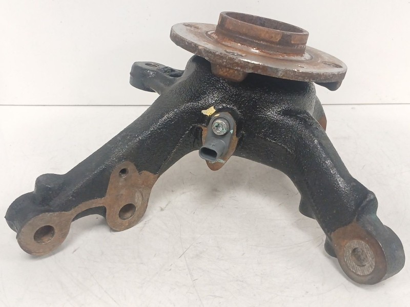 Recambio de mangueta delantera derecha para peugeot 208 ii (ub_, up_, uw_, uj_) 1.2 puretech 100 referencia OEM IAM   