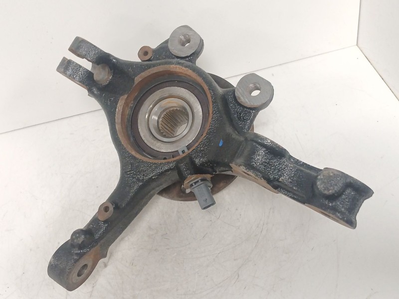 Recambio de mangueta delantera derecha para peugeot 208 ii (ub_, up_, uw_, uj_) 1.2 puretech 100 referencia OEM IAM   