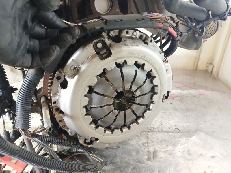 Recambio de motor completo para renault megane ii sedán (lm0/1_) 1.6 referencia OEM IAM   