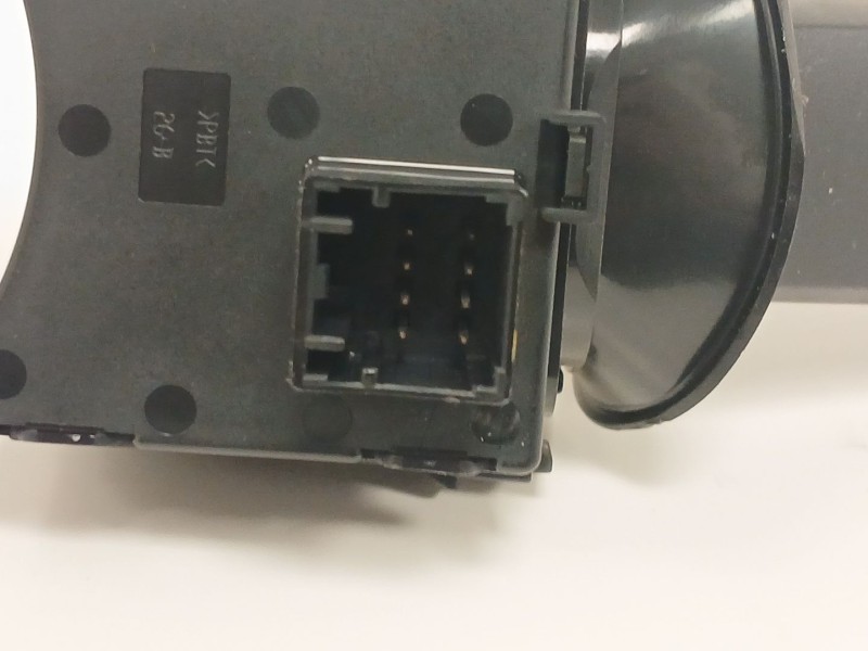 Recambio de mando limpia para opel astra j (p10) 1.7 cdti (68) referencia OEM IAM 13305522  