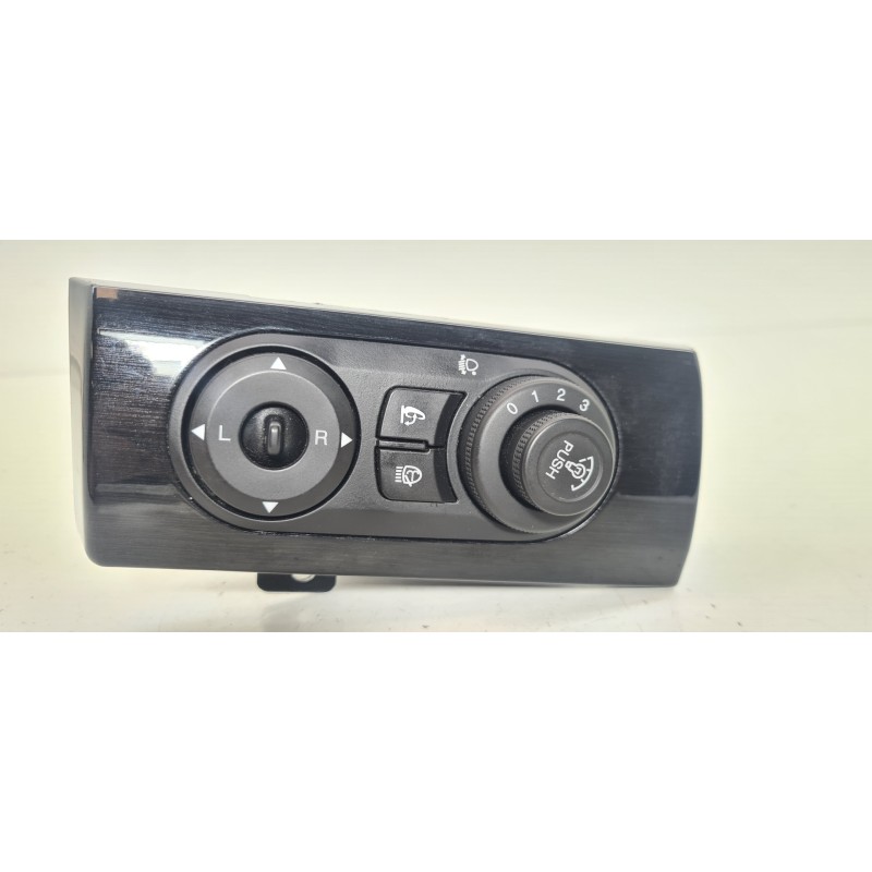 Recambio de mando retrovisor para chevrolet captiva 2.2 vcdi ltz referencia OEM IAM 46221G23  