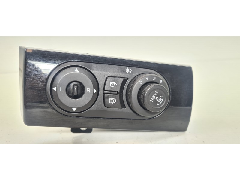 Recambio de mando retrovisor para chevrolet captiva 2.2 vcdi ltz referencia OEM IAM 46221G23  