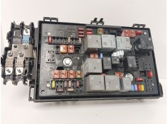 Recambio de caja reles / fusibles para opel astra j (p10) 1.7 cdti (68) referencia OEM IAM 13313205 1110011AA 