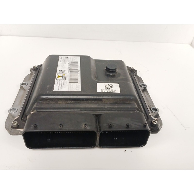 Recambio de centralita motor uce para opel astra j (p10) 1.7 cdti (68) referencia OEM IAM 55575315 MB275800 