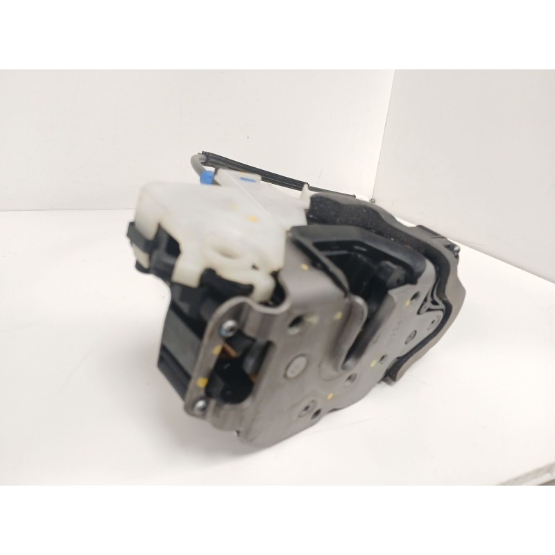 Recambio de cerradura puerta delantera derecha para opel astra j (p10) 1.7 cdti (68) referencia OEM IAM 13503802  