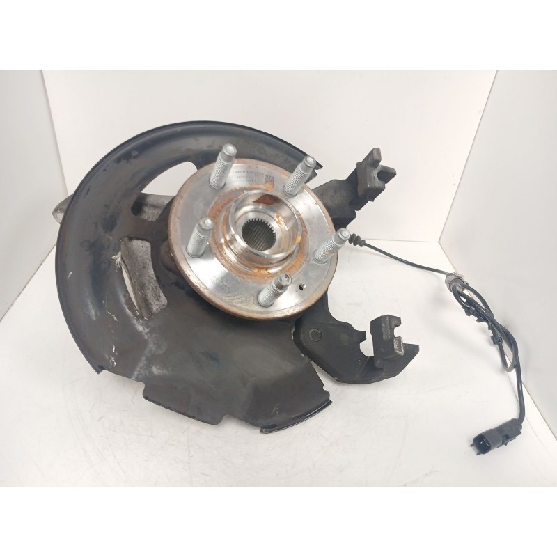 Recambio de mangueta delantera derecha para opel astra k (b16) 1.2 turbo (68) referencia OEM IAM 13517459  