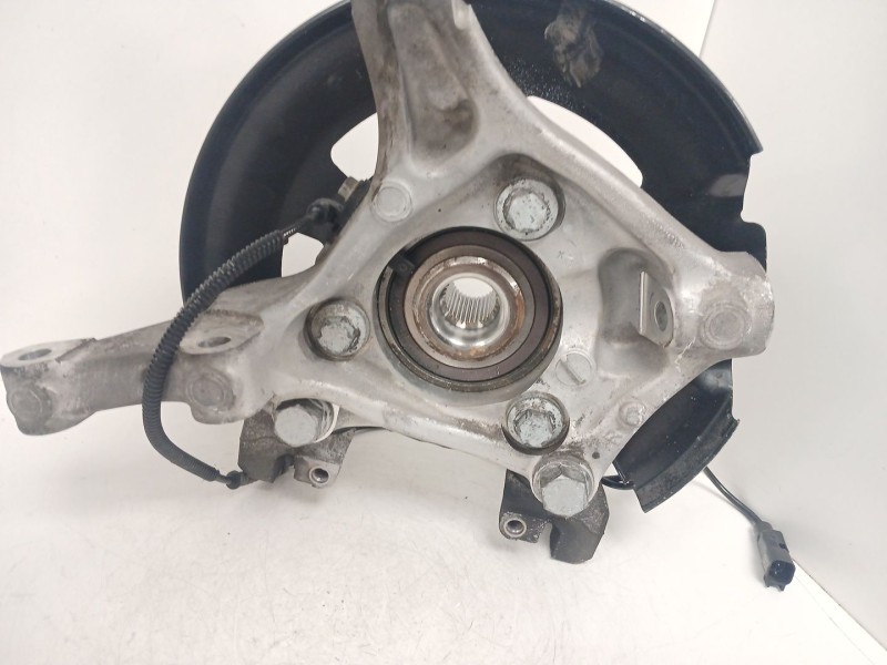 Recambio de mangueta delantera derecha para opel astra k (b16) 1.2 turbo (68) referencia OEM IAM 13517459  
