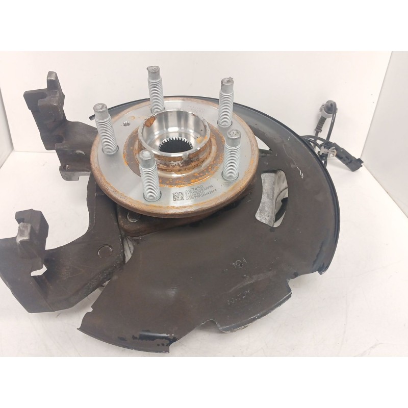 Recambio de mangueta delantera izquierda para opel astra k (b16) 1.2 turbo (68) referencia OEM IAM 13517459 39030299 