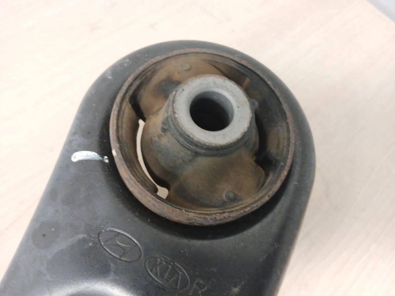 Recambio de brazo suspension inferior delantero derecho para kia stonic (yb) 1.0 t-gdi referencia OEM IAM 54501H8500  