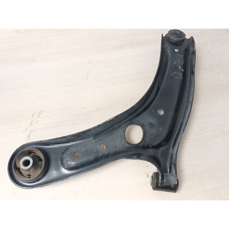 Recambio de brazo suspension inferior delantero derecho para kia stonic (yb) 1.0 t-gdi referencia OEM IAM 54501H8500  