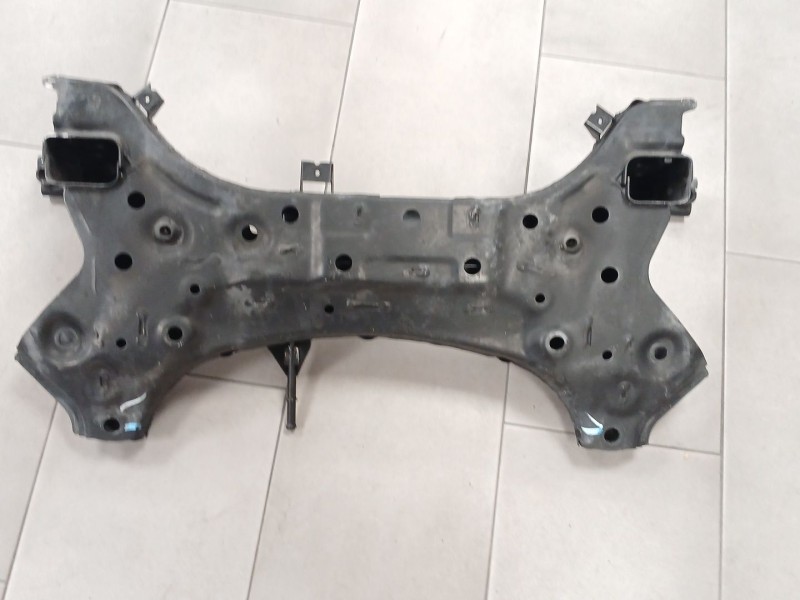 Recambio de puente delantero para kia stonic (yb) 1.0 t-gdi referencia OEM IAM 936379C219509  