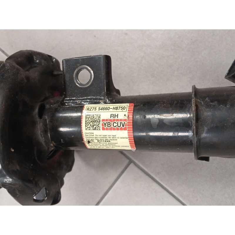 Recambio de amortiguador delantero derecho para kia stonic (yb) 1.0 t-gdi referencia OEM IAM RZ7554660H8750  