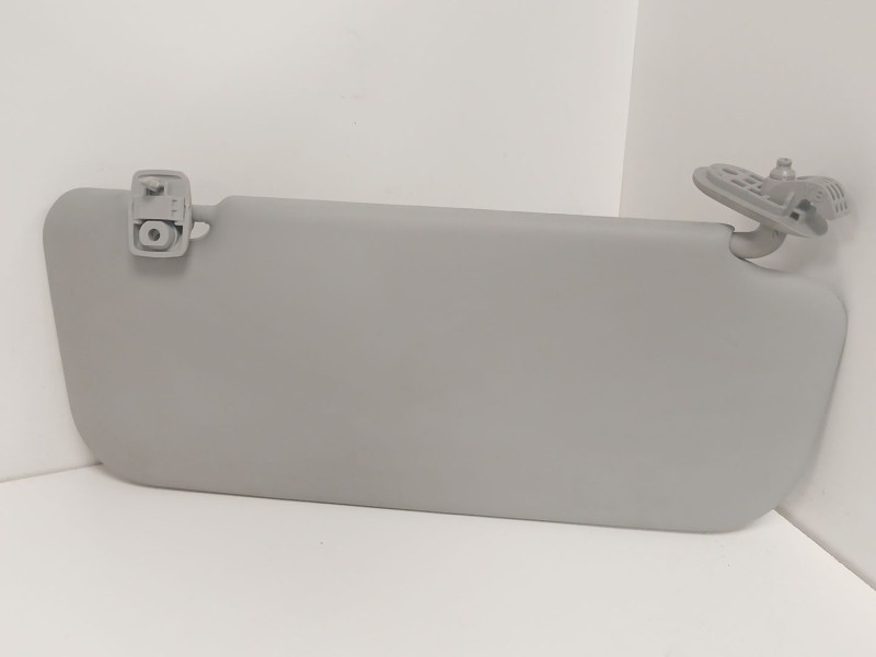 Recambio de parasol izquierdo para kia stonic (yb) 1.0 t-gdi referencia OEM IAM   