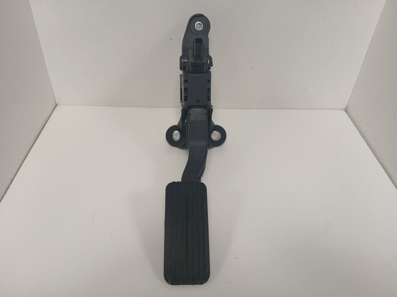 Recambio de pedal acelerador para kia stonic (yb) 1.0 t-gdi referencia OEM IAM 00136610  