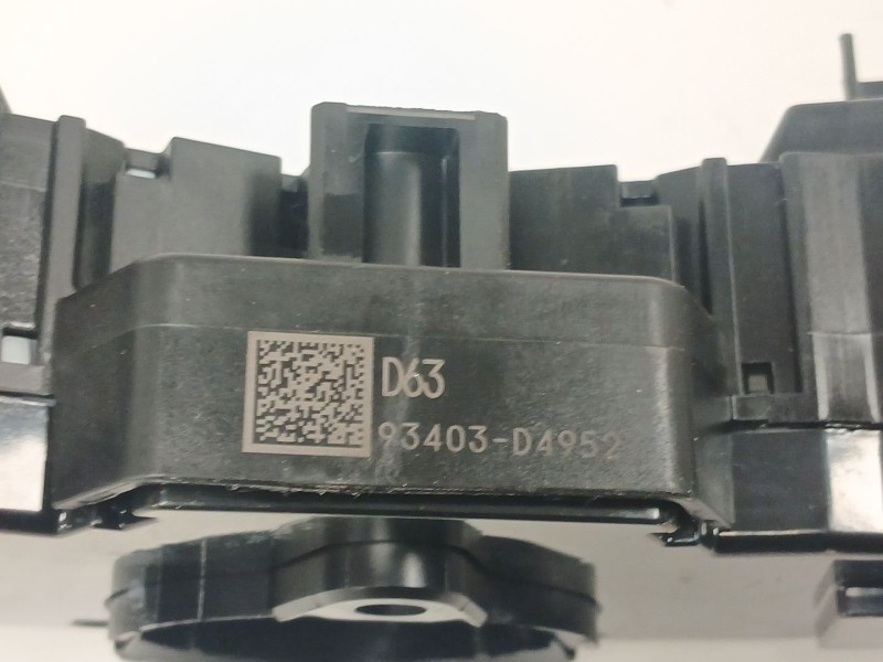 Recambio de mando luces para kia stonic (yb) 1.0 t-gdi referencia OEM IAM 93403D4952  