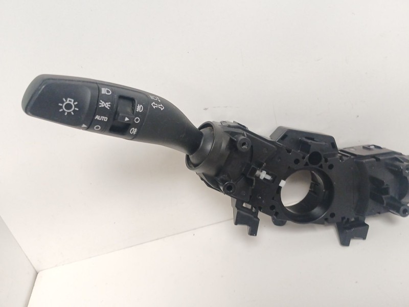 Recambio de mando luces para kia stonic (yb) 1.0 t-gdi referencia OEM IAM 93403D4952  