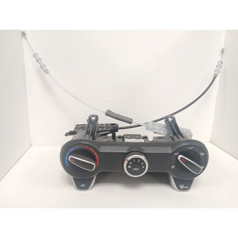 Recambio de mando calefaccion / aire acondicionado para kia stonic (yb) 1.0 t-gdi referencia OEM IAM   