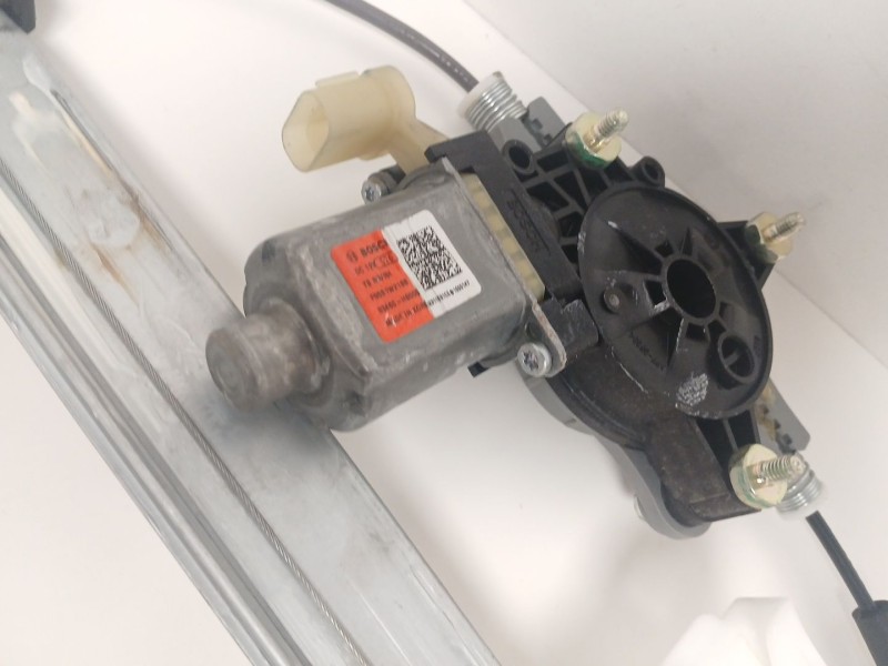 Recambio de elevalunas trasero derecho para kia stonic (yb) 1.0 t-gdi referencia OEM IAM 83460H8000  