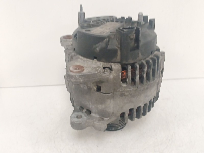 Recambio de alternador para seat toledo iii (5p2) 1.9 tdi referencia OEM IAM 06F903023C  