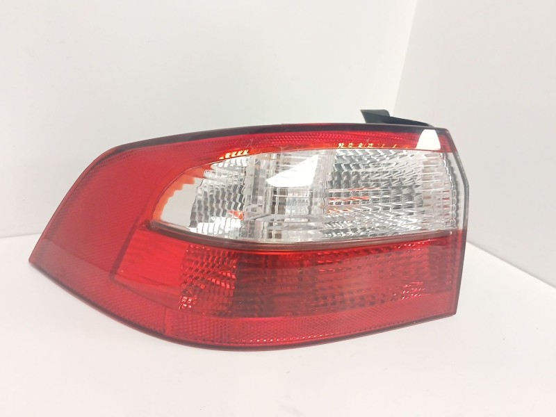 Recambio de piloto trasero izquierdo para renault laguna ii (bg0) 1.9 dci diesel referencia OEM IAM   