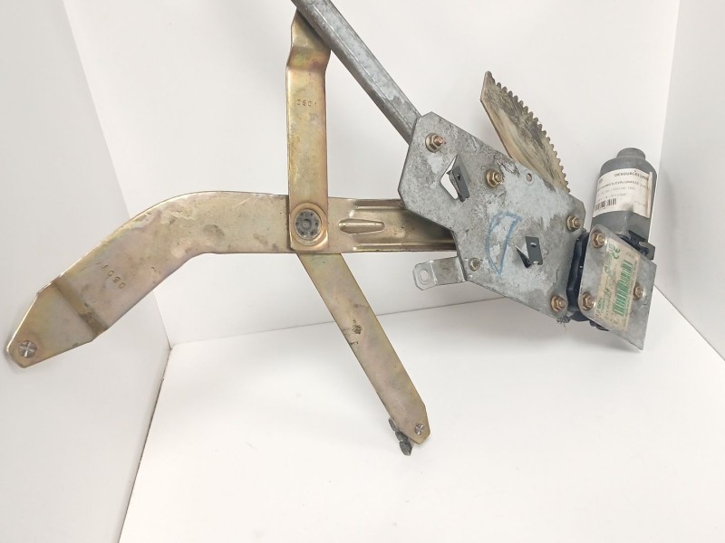 Recambio de elevalunas delantero derecho para bmw serie 3 berlina (e36) 1.6 cat (m43) referencia OEM IAM   