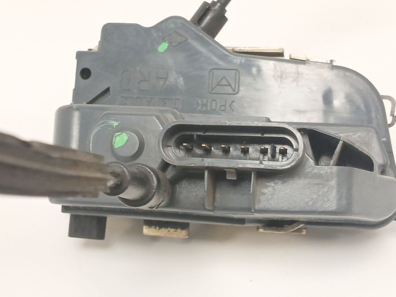 Recambio de cerradura puerta trasera derecha para renault laguna ii (bg0) authentique referencia OEM IAM 8200000658 6 PINES 