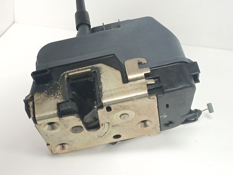 Recambio de cerradura puerta trasera derecha para renault laguna ii (bg0) authentique referencia OEM IAM 8200000658 6 PINES 