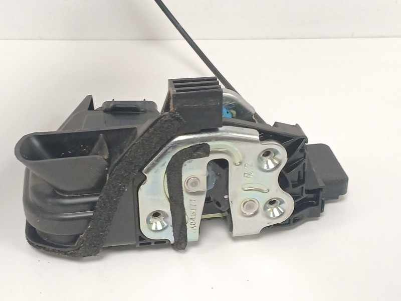 Recambio de cerradura puerta delantera derecha para kia stonic (yb) 1.0 t-gdi referencia OEM IAM 81320H8050  