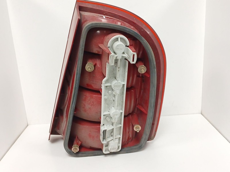 Recambio de piloto trasero izquierdo para skoda fabia (6y2/6y3) 1.9 tdi referencia OEM IAM  17155 