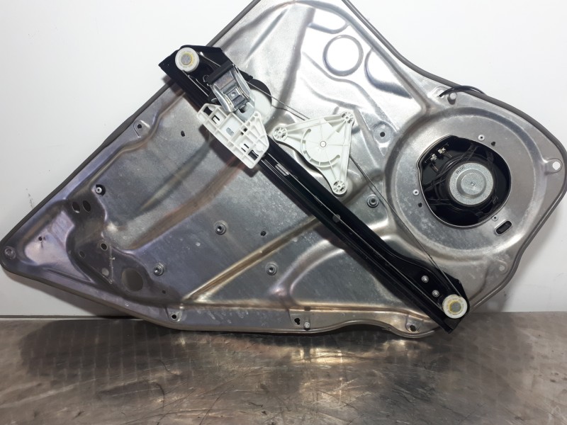 Recambio de elevalunas trasero derecho para mercedes-benz clase c (w204) berlina 2.1 cdi cat referencia OEM IAM A2048202902  