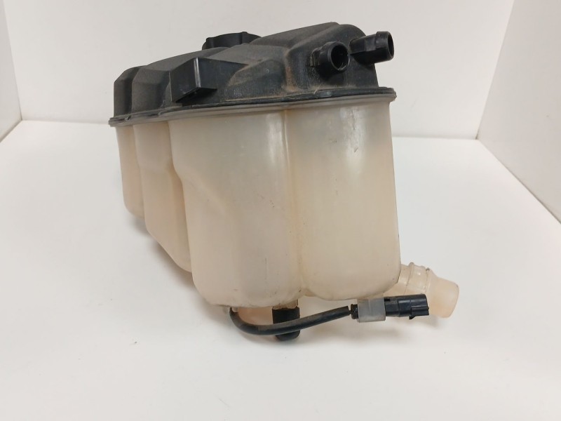Recambio de deposito expansion para land rover range rover evoque (l538) 2.0 d referencia OEM IAM FK728K218A  