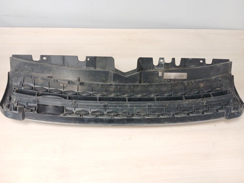 Recambio de rejilla delantera para land rover range rover evoque (l538) 2.0 d referencia OEM IAM   