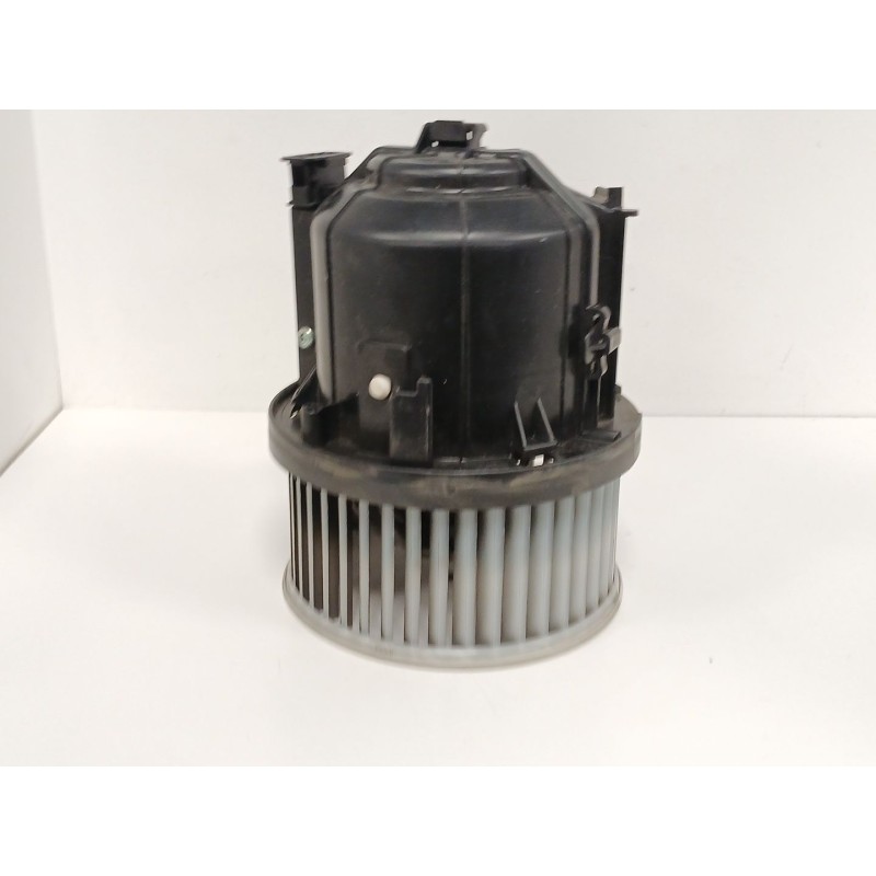 Recambio de motor calefaccion para land rover range rover evoque (l538) 2.0 d referencia OEM IAM 9415188  
