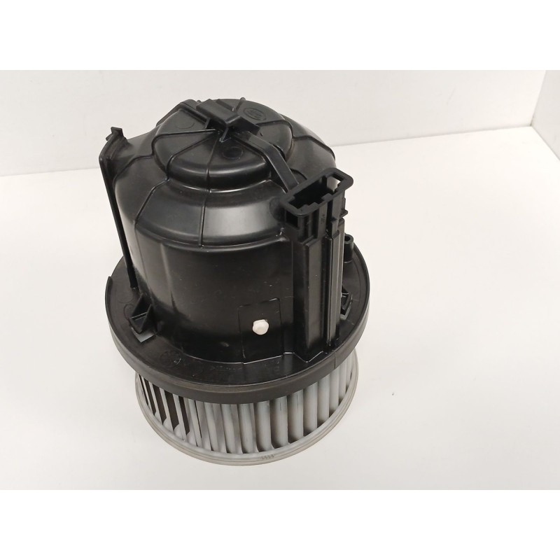 Recambio de motor calefaccion para land rover range rover evoque (l538) 2.0 d referencia OEM IAM 9415188  