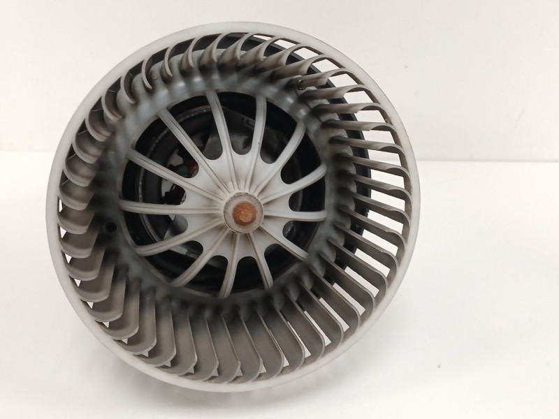 Recambio de motor calefaccion para land rover range rover evoque (l538) 2.0 d referencia OEM IAM 9415188  