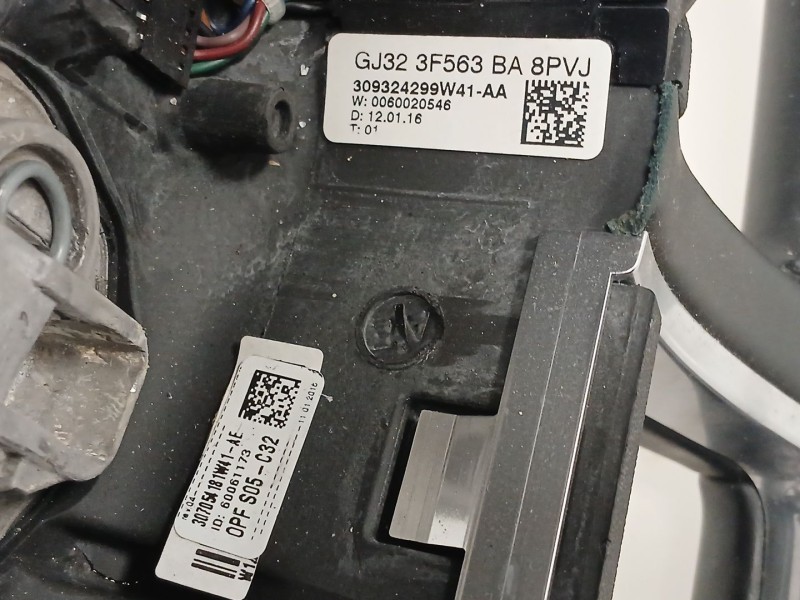 Recambio de volante para land rover range rover evoque (l538) 2.0 d referencia OEM IAM GJ323F563BA  