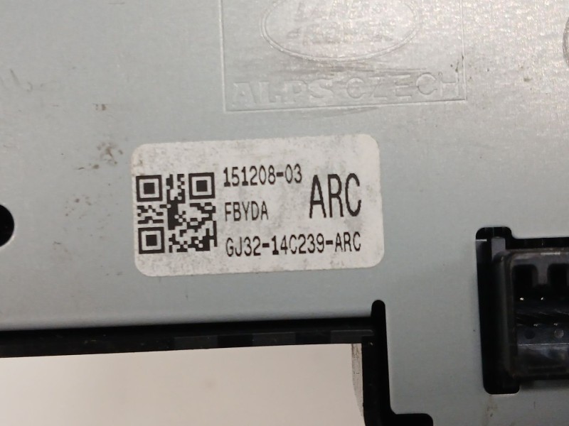 Recambio de mando climatizador para land rover range rover evoque (l538) 2.0 d referencia OEM IAM GJ3214C239ARC  
