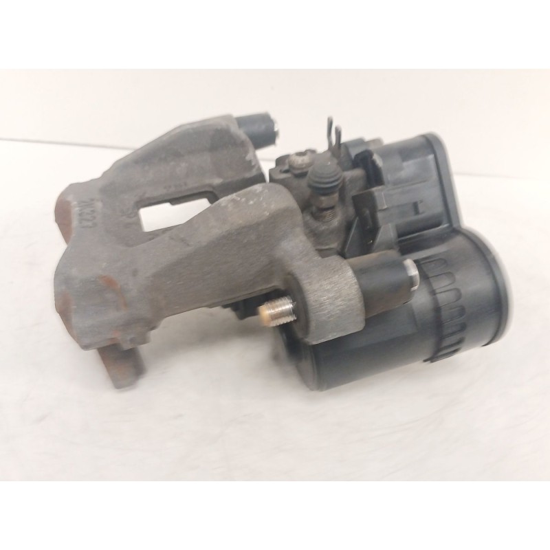 Recambio de pinza freno trasera derecha para land rover range rover evoque (l538) 2.0 d referencia OEM IAM GJ322K327BC BCR 
