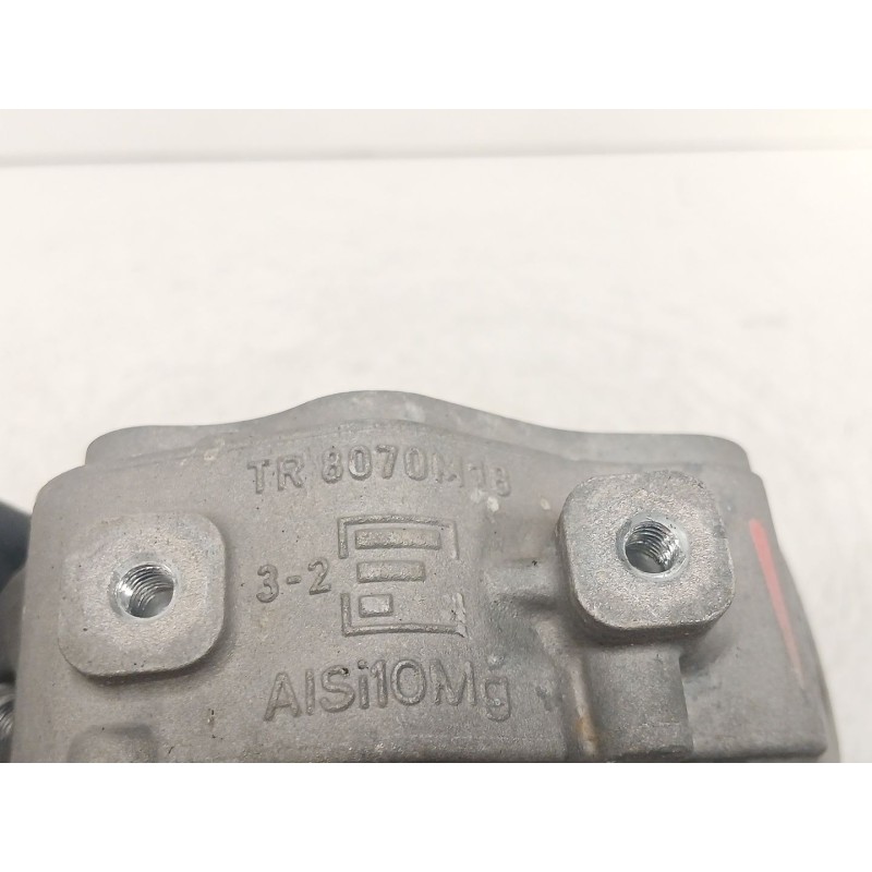 Recambio de soporte motor para land rover range rover evoque (l538) 2.0 d referencia OEM IAM TR8070M18  