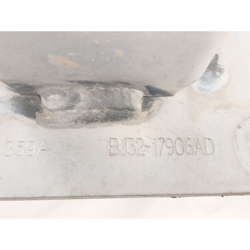 Recambio de refuerzo paragolpes trasero para land rover range rover evoque (l538) 2.0 d referencia OEM IAM   