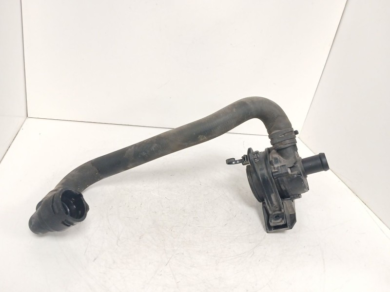 Recambio de bomba agua para land rover range rover evoque (l538) 2.0 d referencia OEM IAM 0392023249  