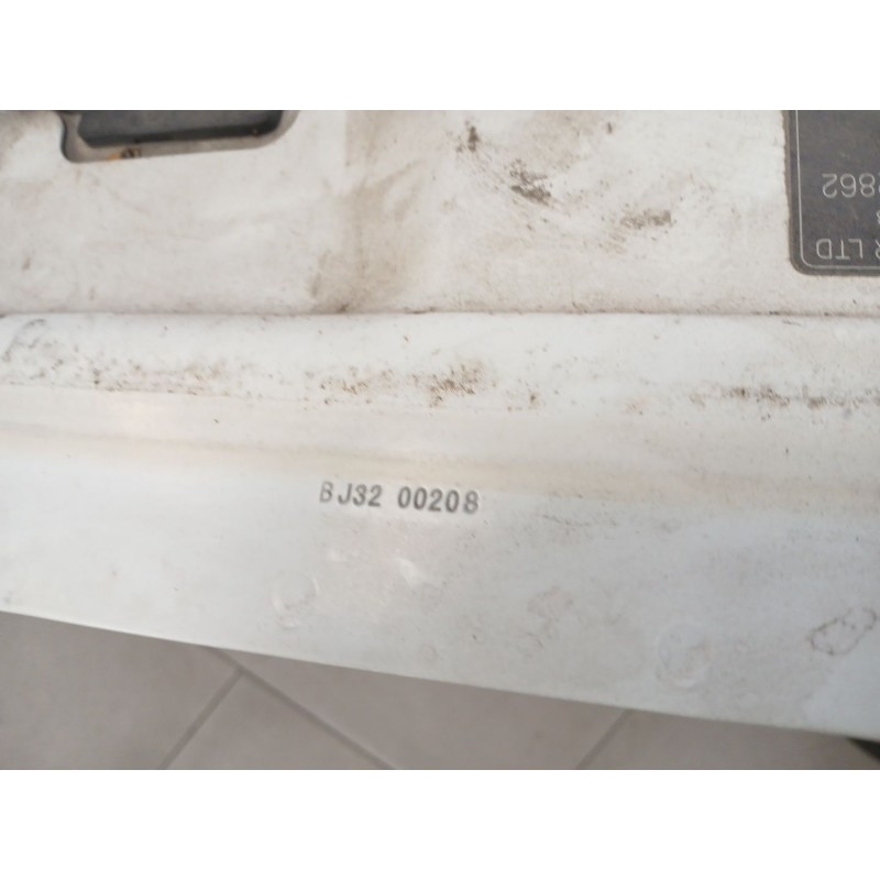 Recambio de panel frontal para land rover range rover evoque (l538) 2.0 d referencia OEM IAM BJ3200208 LJ3200260AB BJ3200261AB
